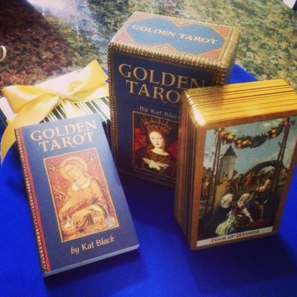 Golden-Tarot-3-600×600