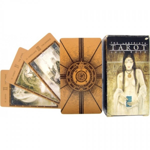 The-Labyrinth-Tarot-2-600×600