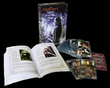 The-Vampires-Tarot-of-the-Eternal-Night-Kit-4