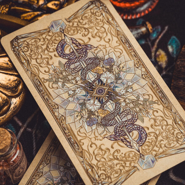 Medusa-Tarot-9-600×600 (1)