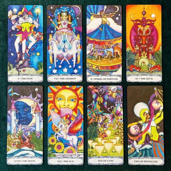 Tarot-of-a-Moon-Garden-Borderless-Deck-and-Bookset-10-600×600