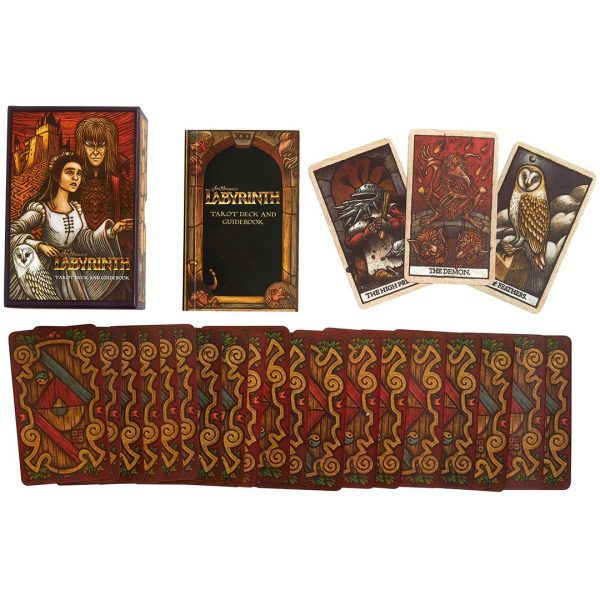 Labyrinth-Tarot-Deck-8-600×600