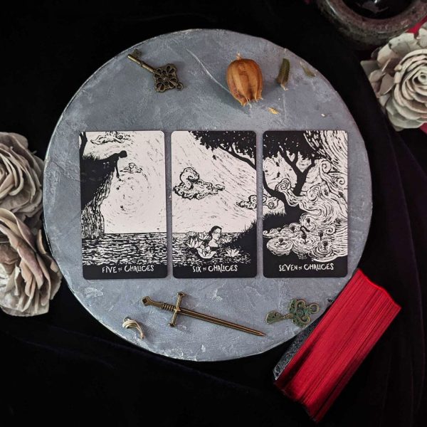 Night-Visions-Tarot-–-Tin-Edition-2